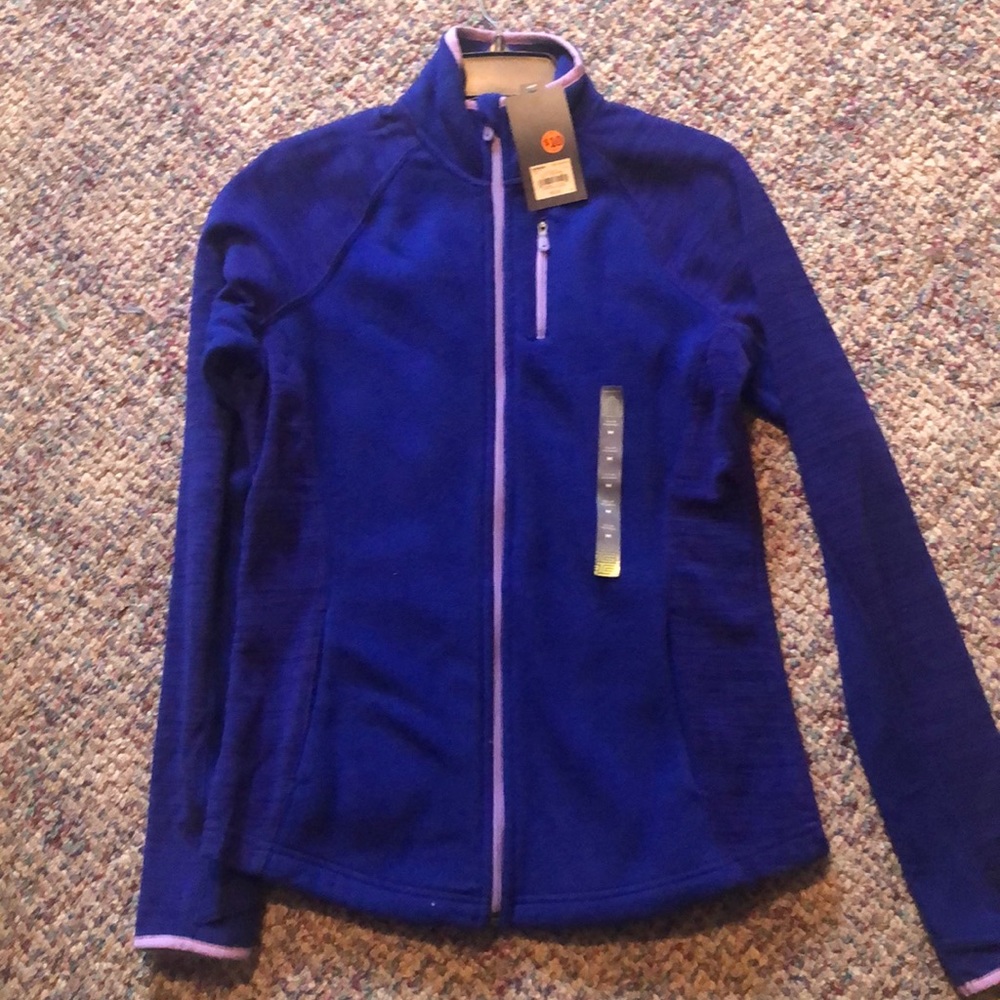 Tek Gear sweater women’s medium